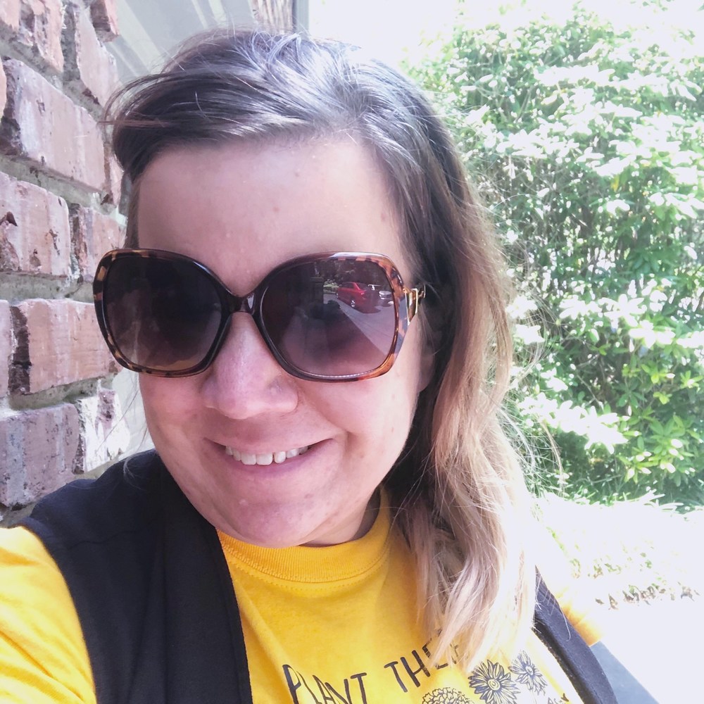Meet your Posher, Emilie